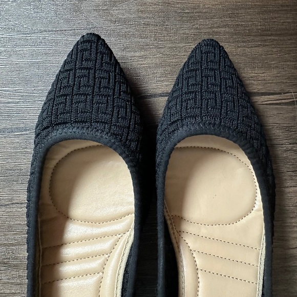 **ADRIENNE VITTADINI* Black Farm Knit Angled Heel Block Pump Size 9M - Picture 4 of 13